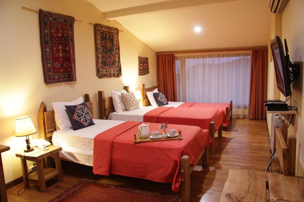 Silk Road Hotel Γιερεβάν Εξωτερικό φωτογραφία
